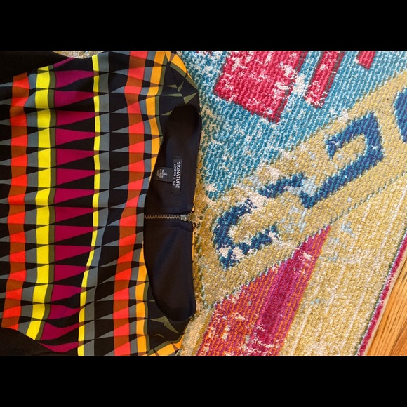 Colorful Dress. Size 12 - Picture 7 of 7